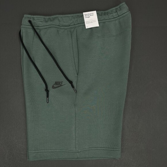 Nike Sportswear Tech Fleece Shorts Green Black FB8171-338 Men’s Sizes - Picture 1 of 7